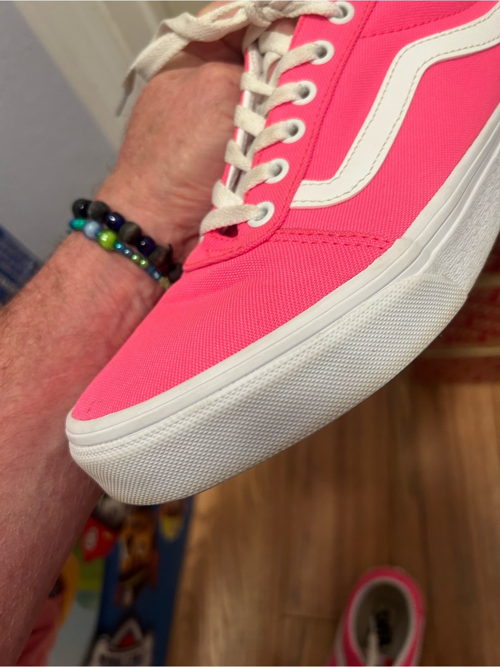 Vans Old Skool Women’s Size 9.5 Lace Up Sneaker Neon Hot Pink/White With Box - Picture 10 of 16